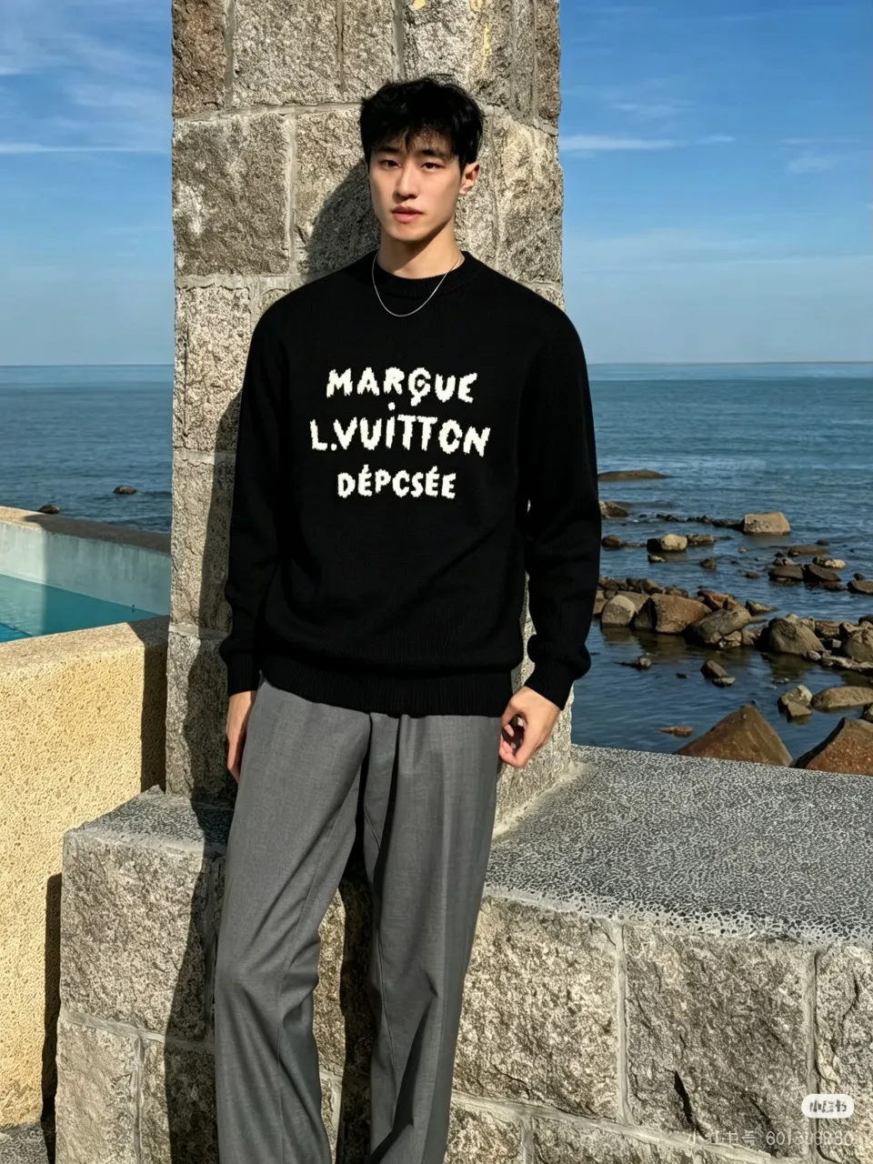 Louis Vuitton/Louis Vuitton Light Blue presbyopic letter jacquard sweater